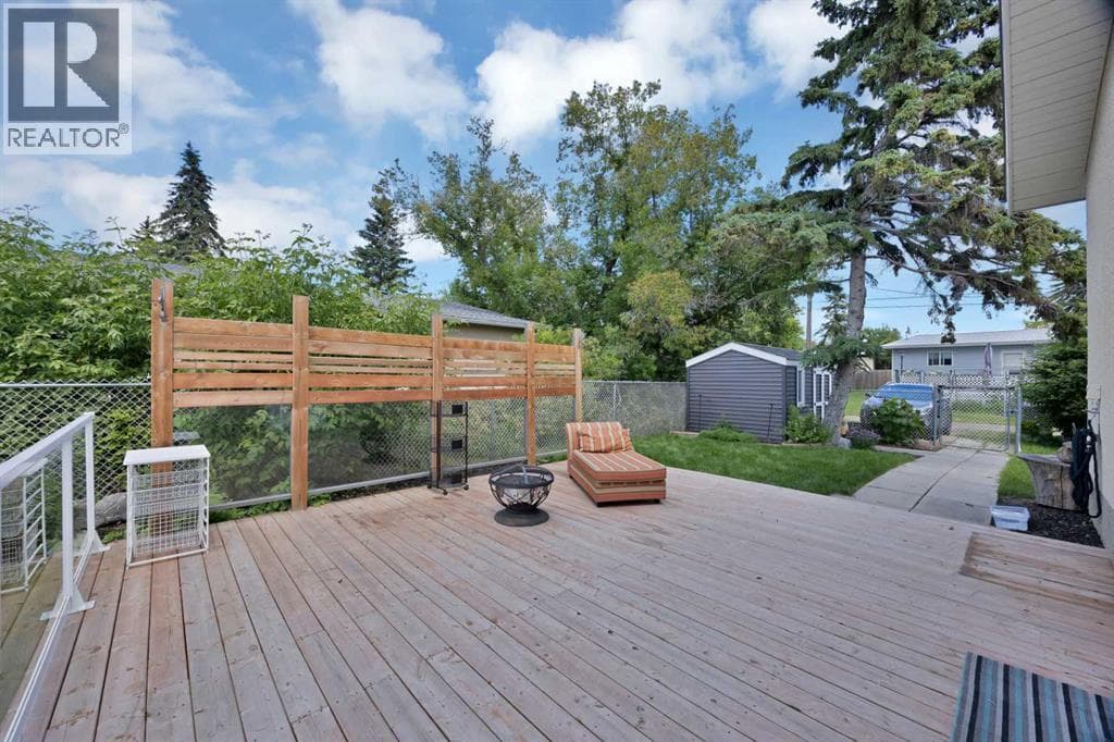 4 Richards Crescent — photo 5