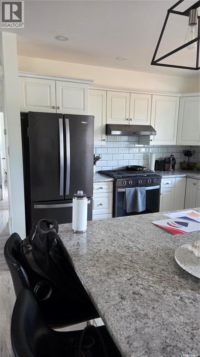 1322 Queen CRESCENT — photo 4
