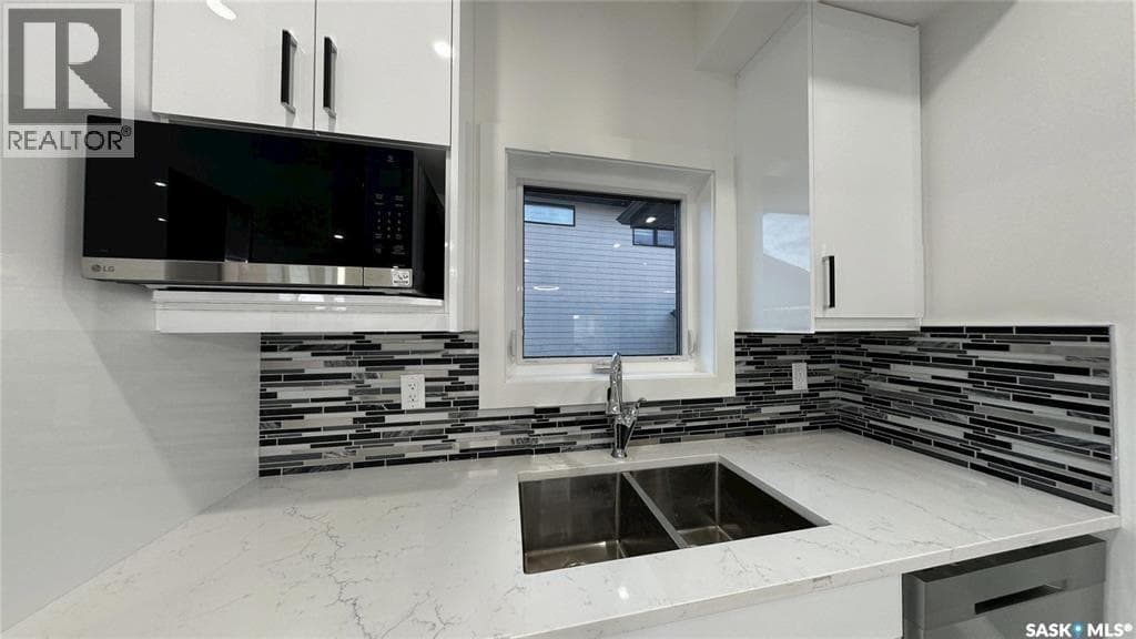 355 Nazarali WAY — photo 2