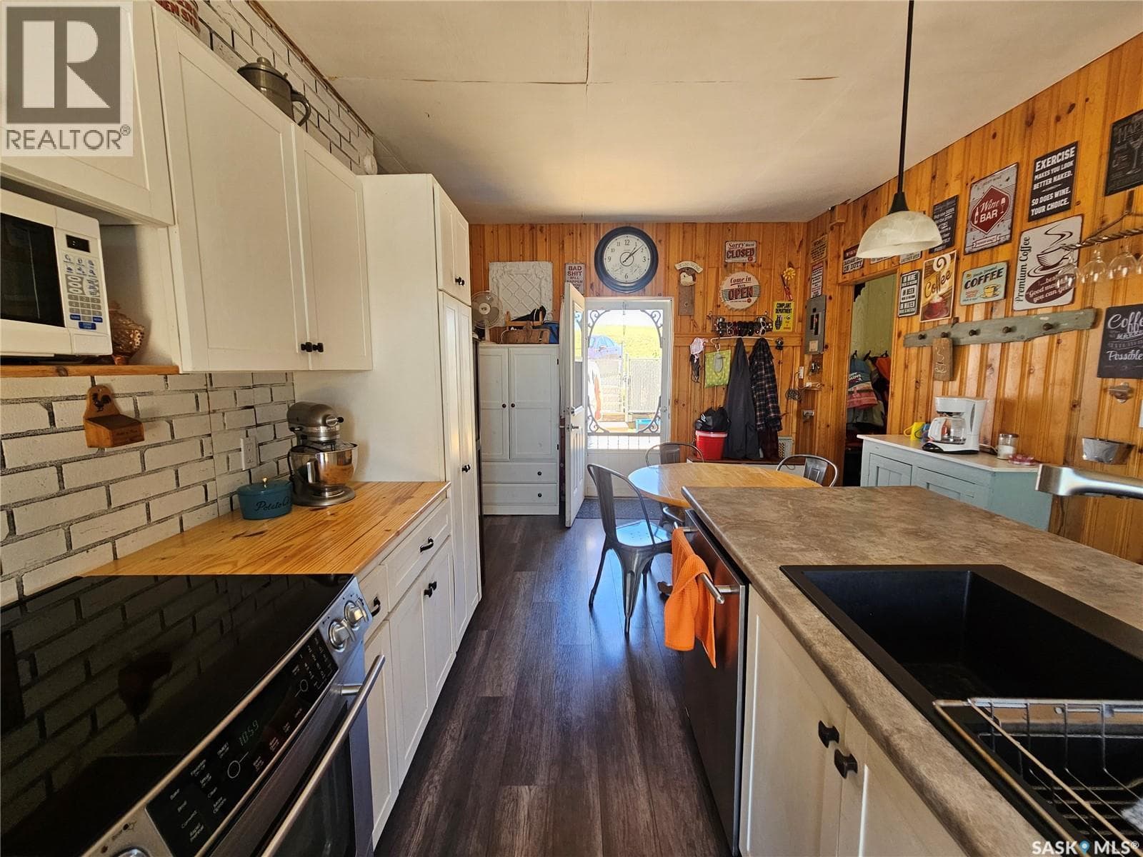Cabin 157 Clearwater Lake — photo 4