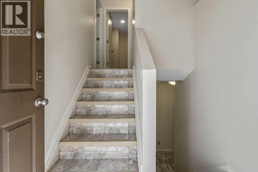 122 Bergen Road NW — photo 3