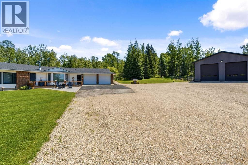 114052 Township Road 592B — photo 2