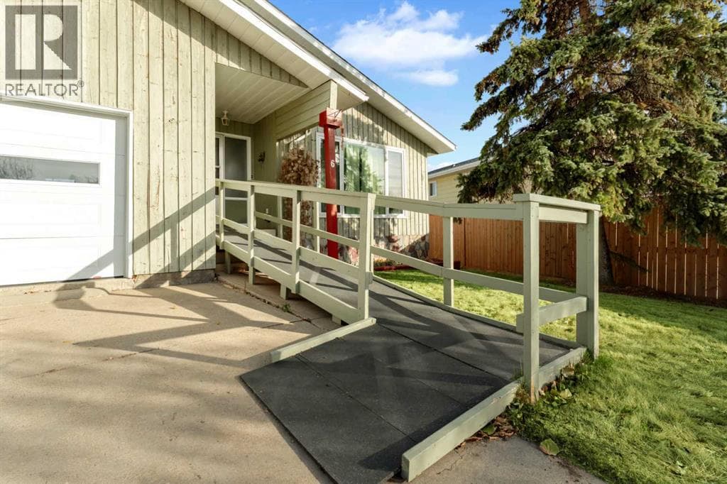 6 Woodland Close — photo 4