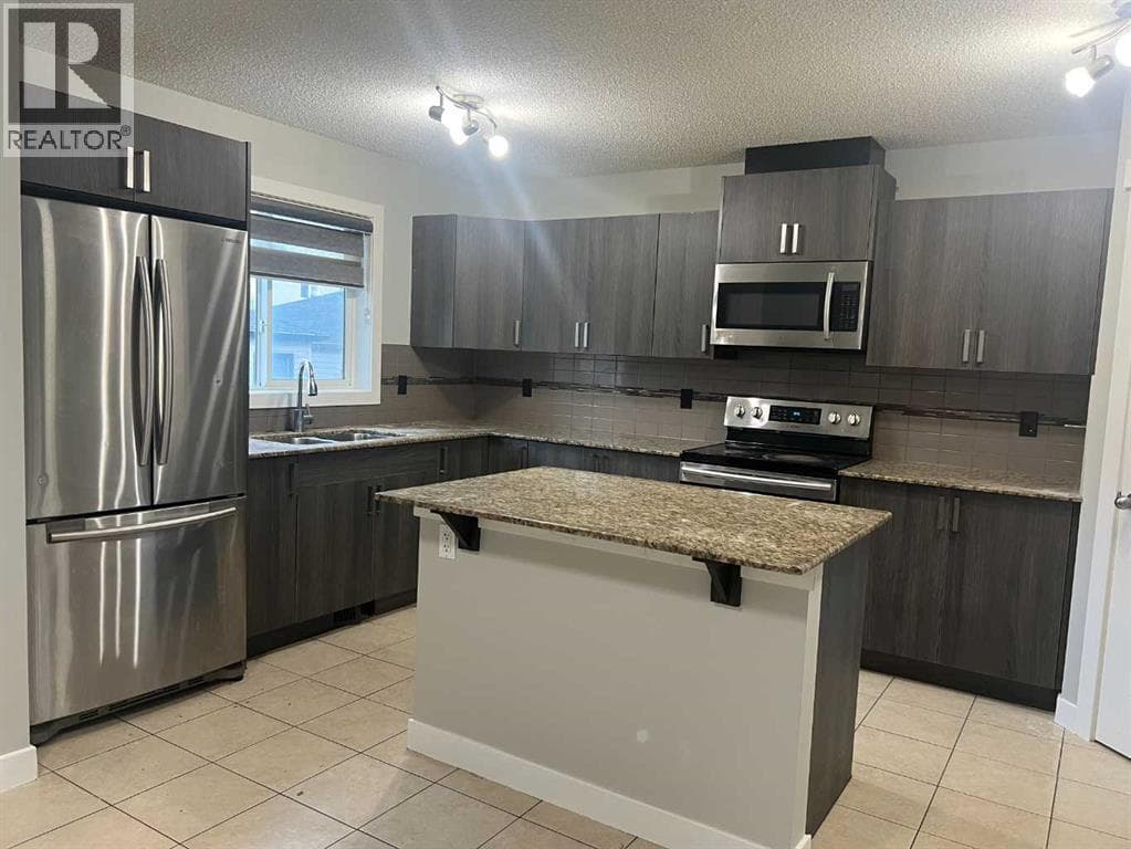 222 Skyview Ranch Boulevard NE — photo 4