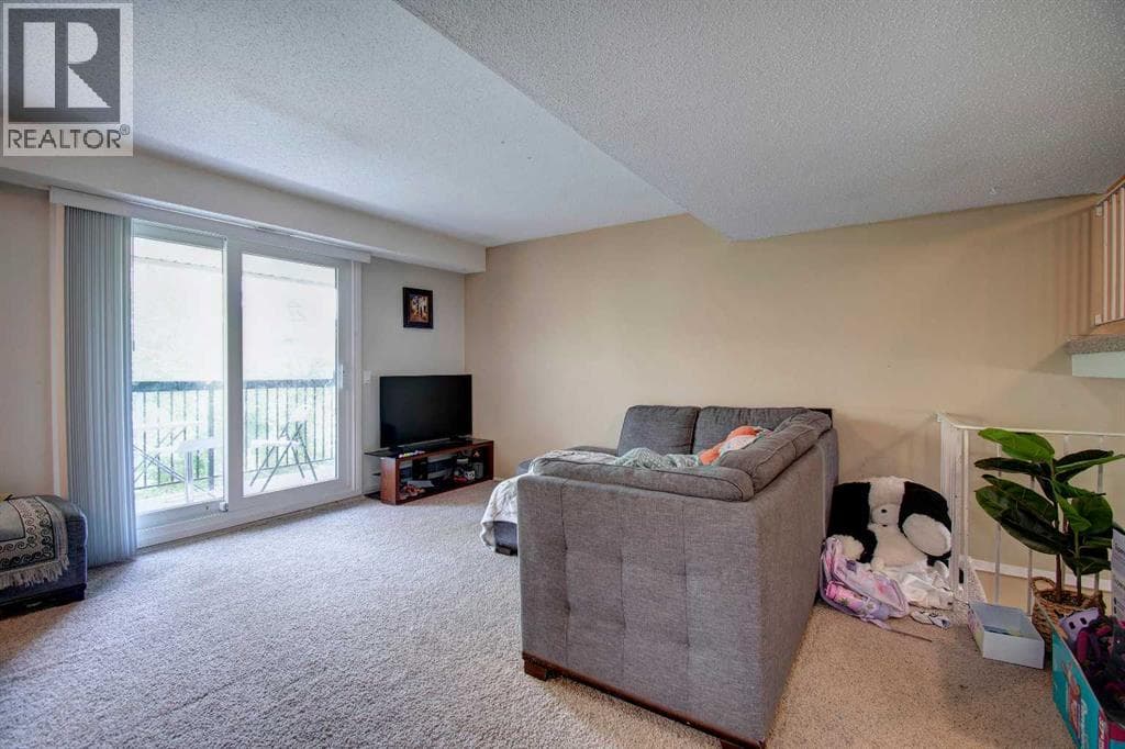 106, 2200 Woodview Drive SW — photo 5