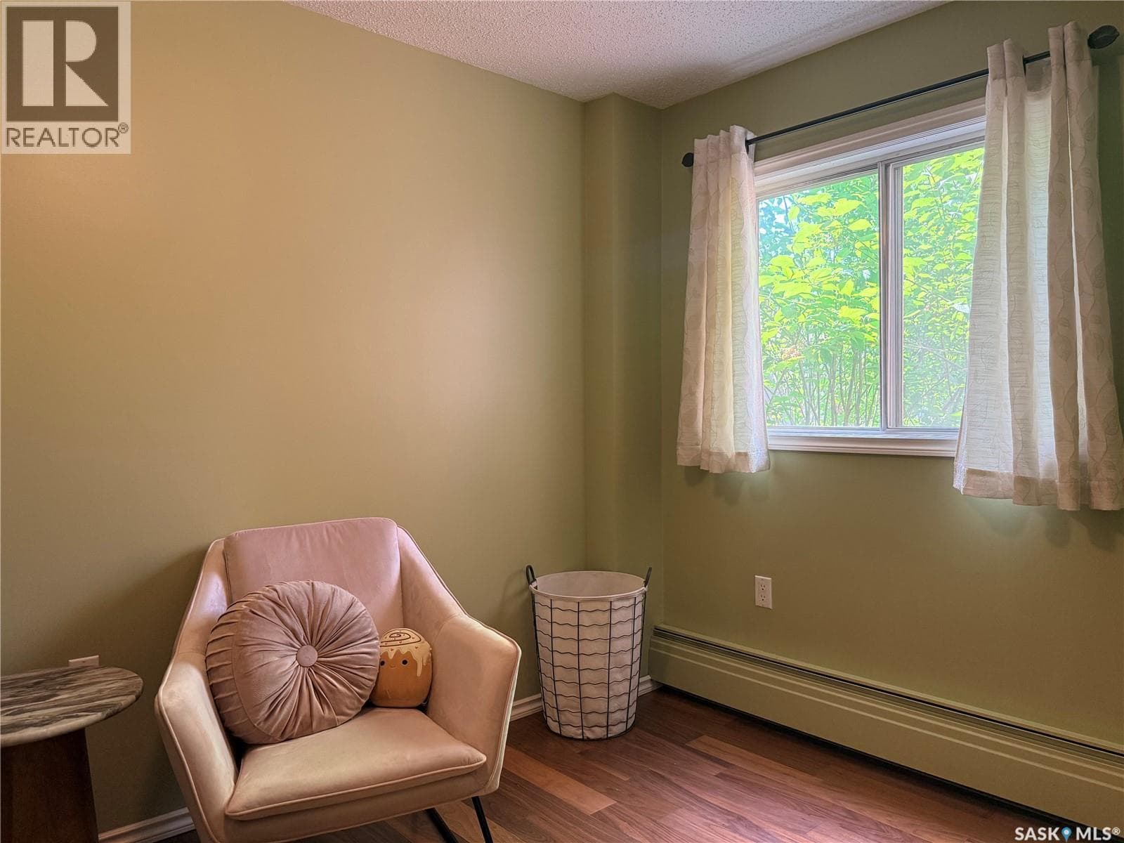 107D 1350 Gordon ROAD — photo 2