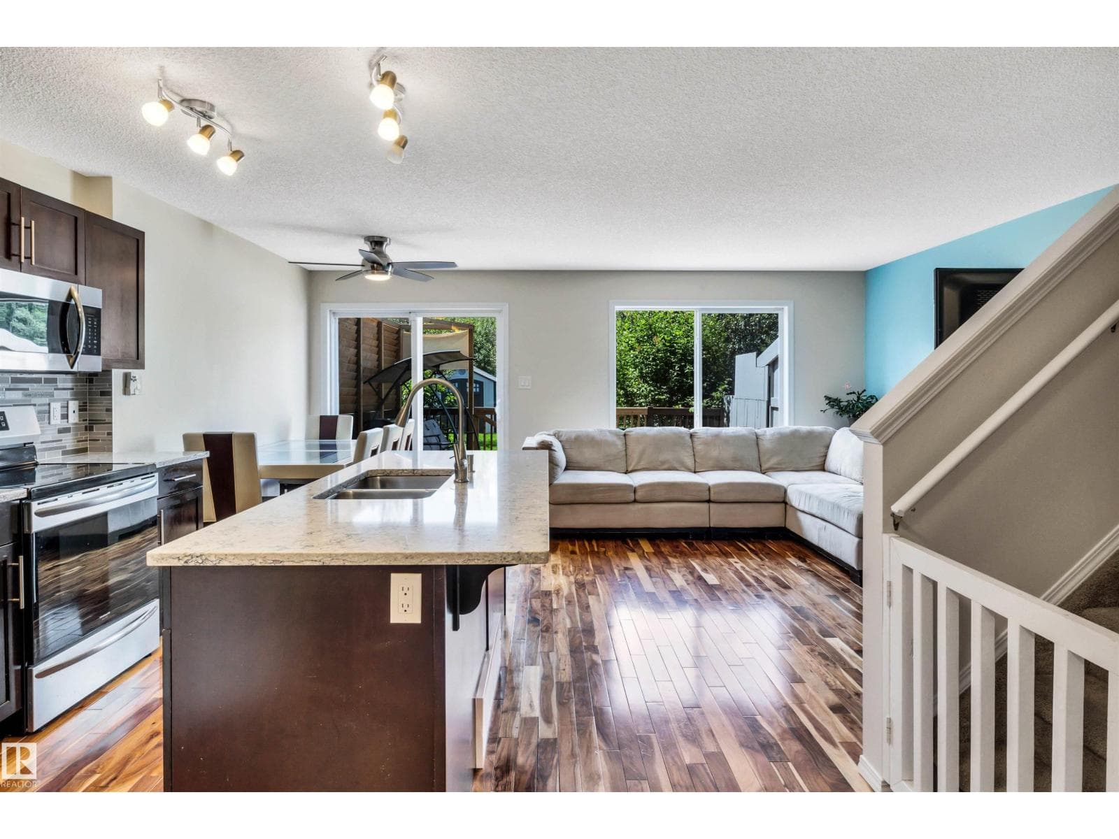 6012 214 ST NW — photo 4