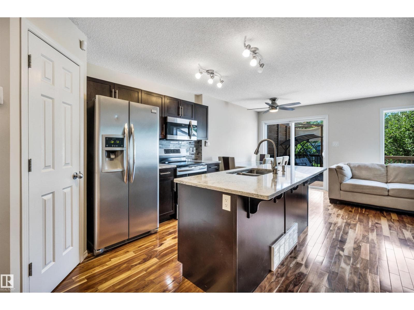 6012 214 ST NW — photo 5
