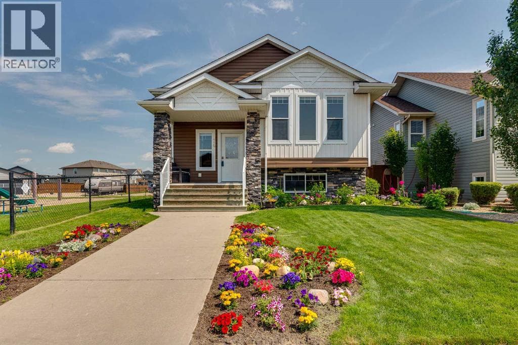 74 Mackenzie Crescent
