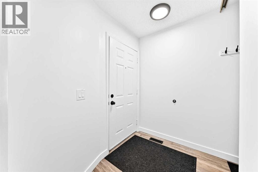 3728 Cedarille Drive SW — photo 2