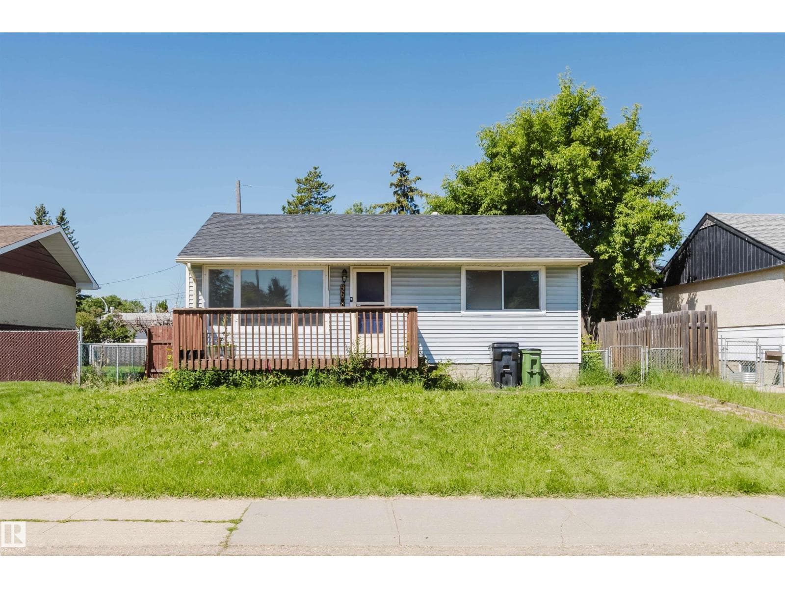 9606 163 ST NW