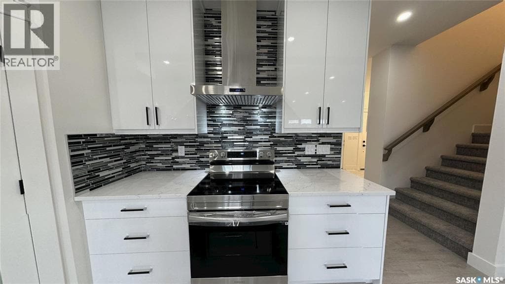 443 Yuel CRESCENT — photo 4