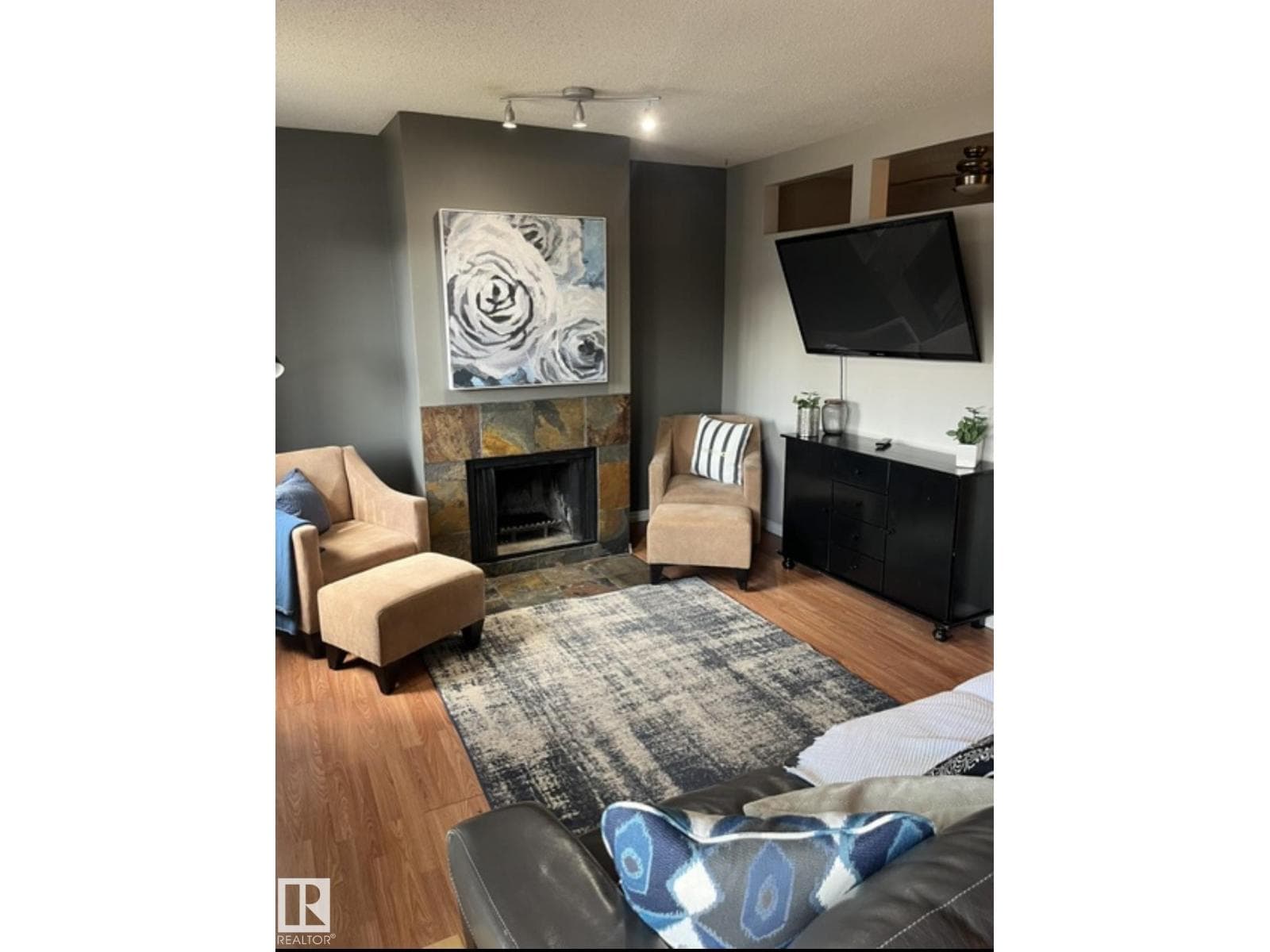 #106 10838 108 ST NW — photo 3