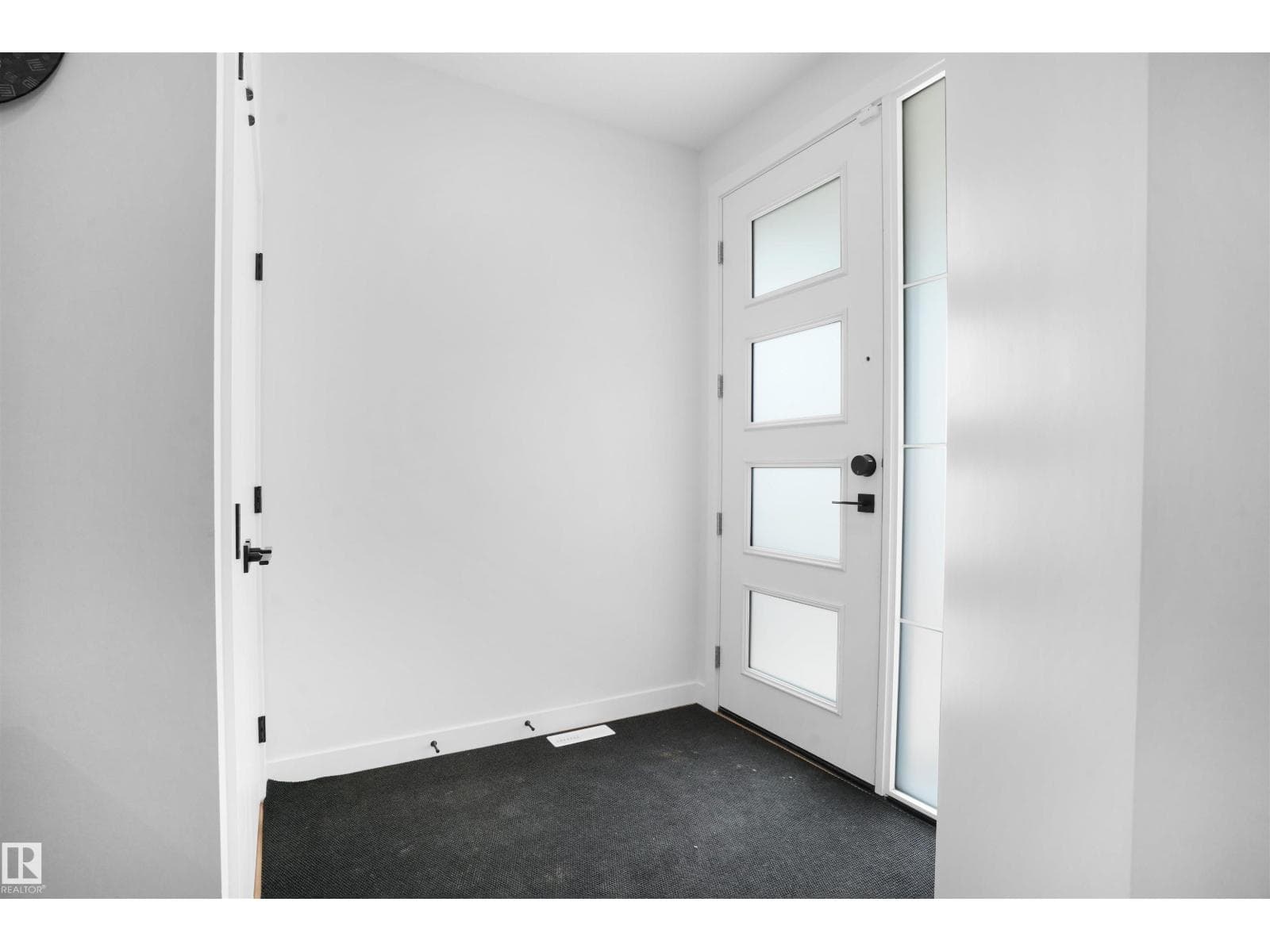 3316 CHICKADEE DR NW — photo 2