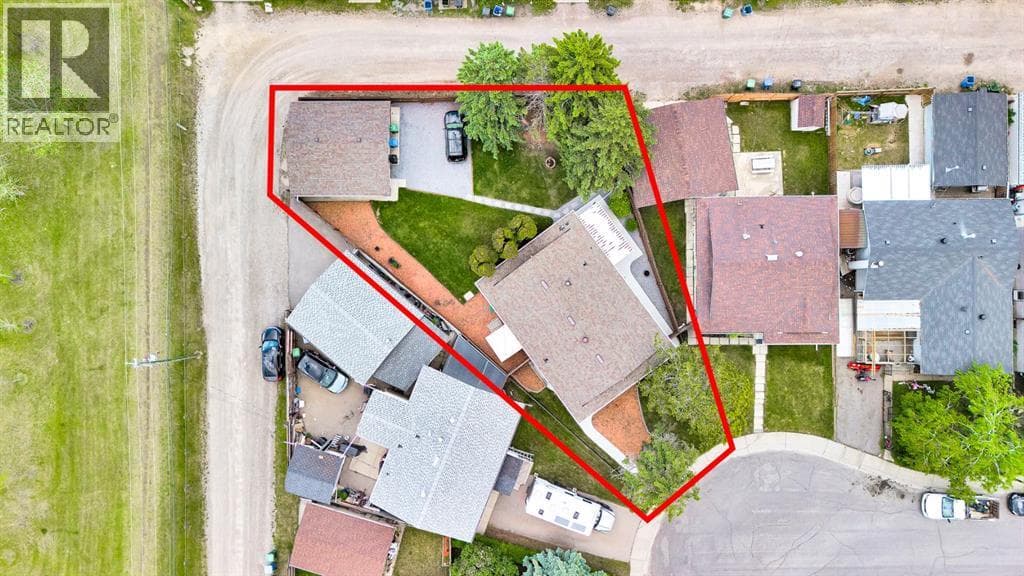 173 Margate Close NE — photo 2