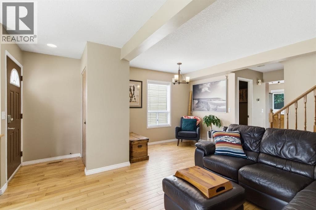 90 Coventry Lane NE — photo 4