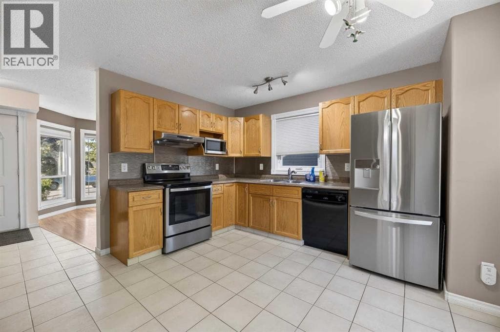 75 Everglade Drive SE — photo 3