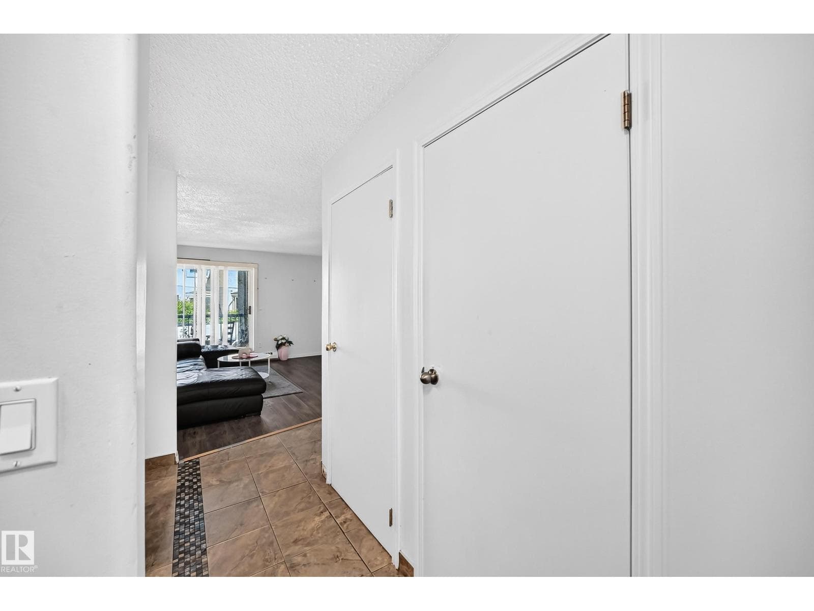 #208 9619 174 ST NW — photo 3