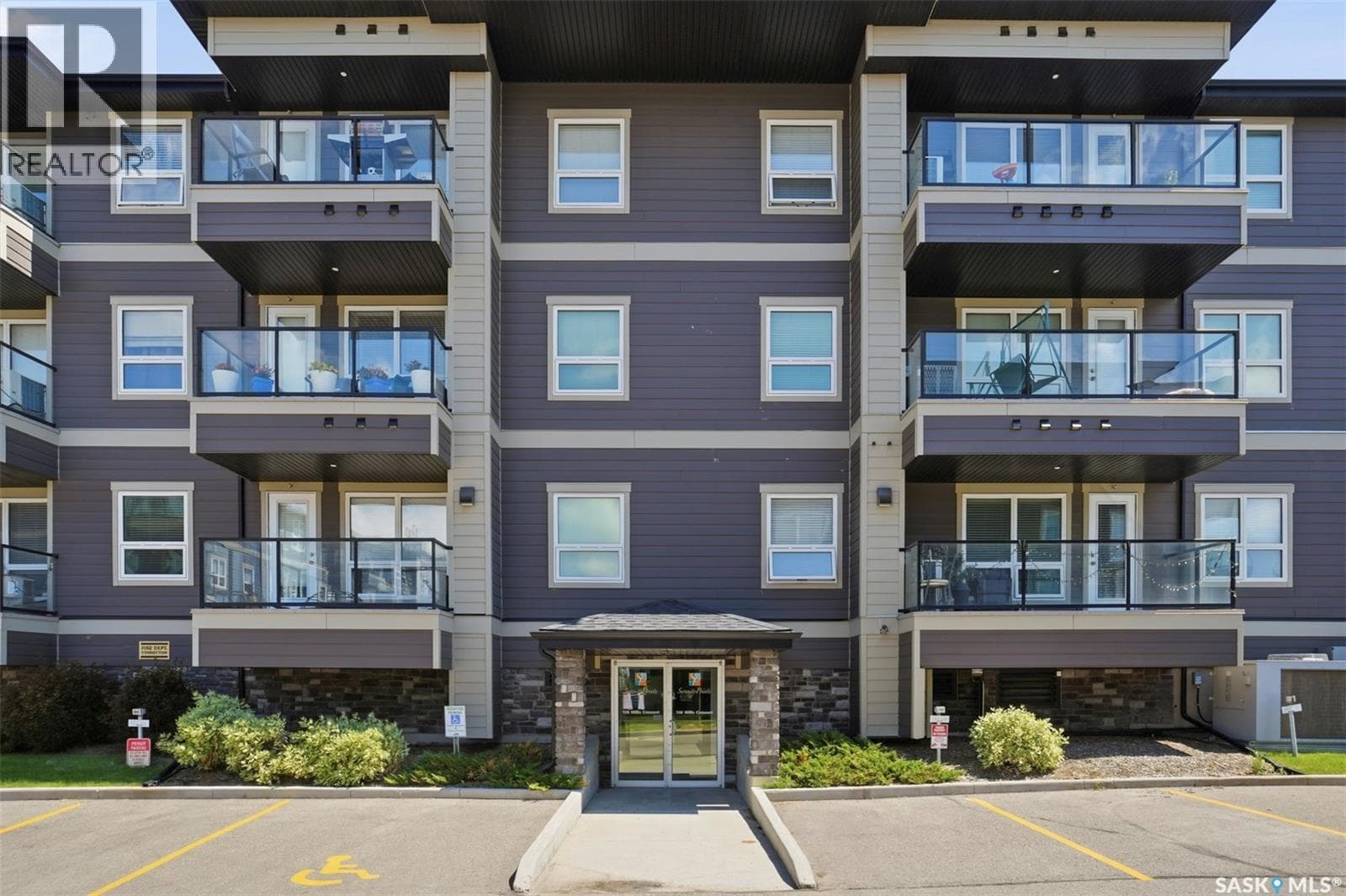 3311 106 Willis CRESCENT