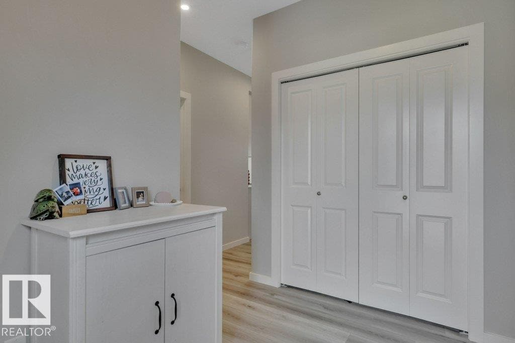 161 LARCH CR — photo 5