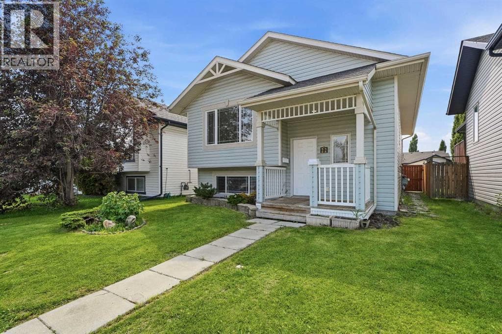 22 Lanterman Close — photo 2