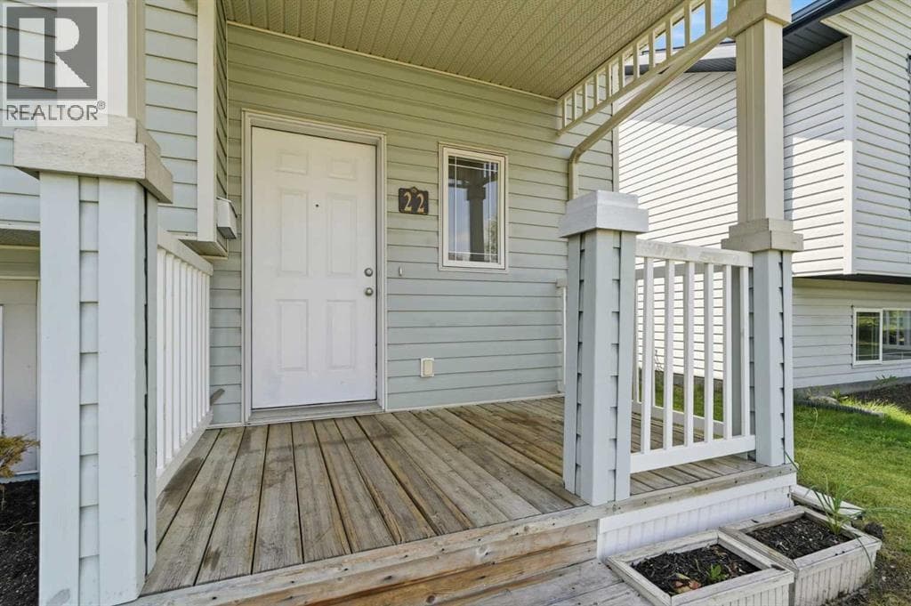 22 Lanterman Close — photo 4