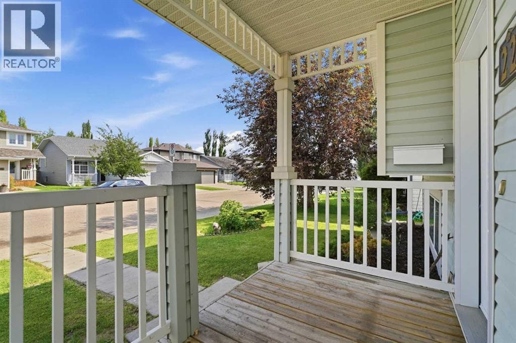 22 Lanterman Close — photo 5