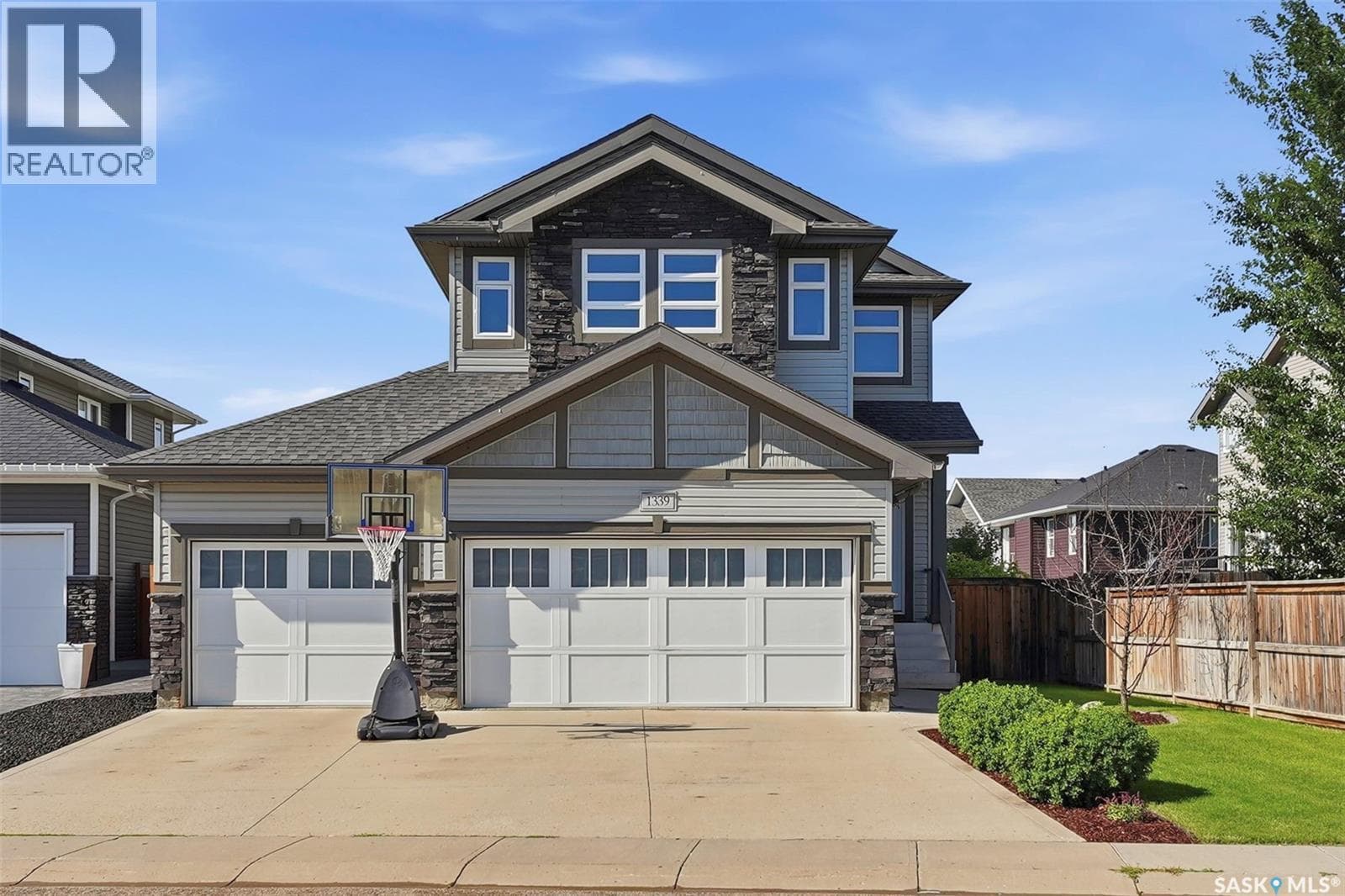 1339 Pringle MANOR