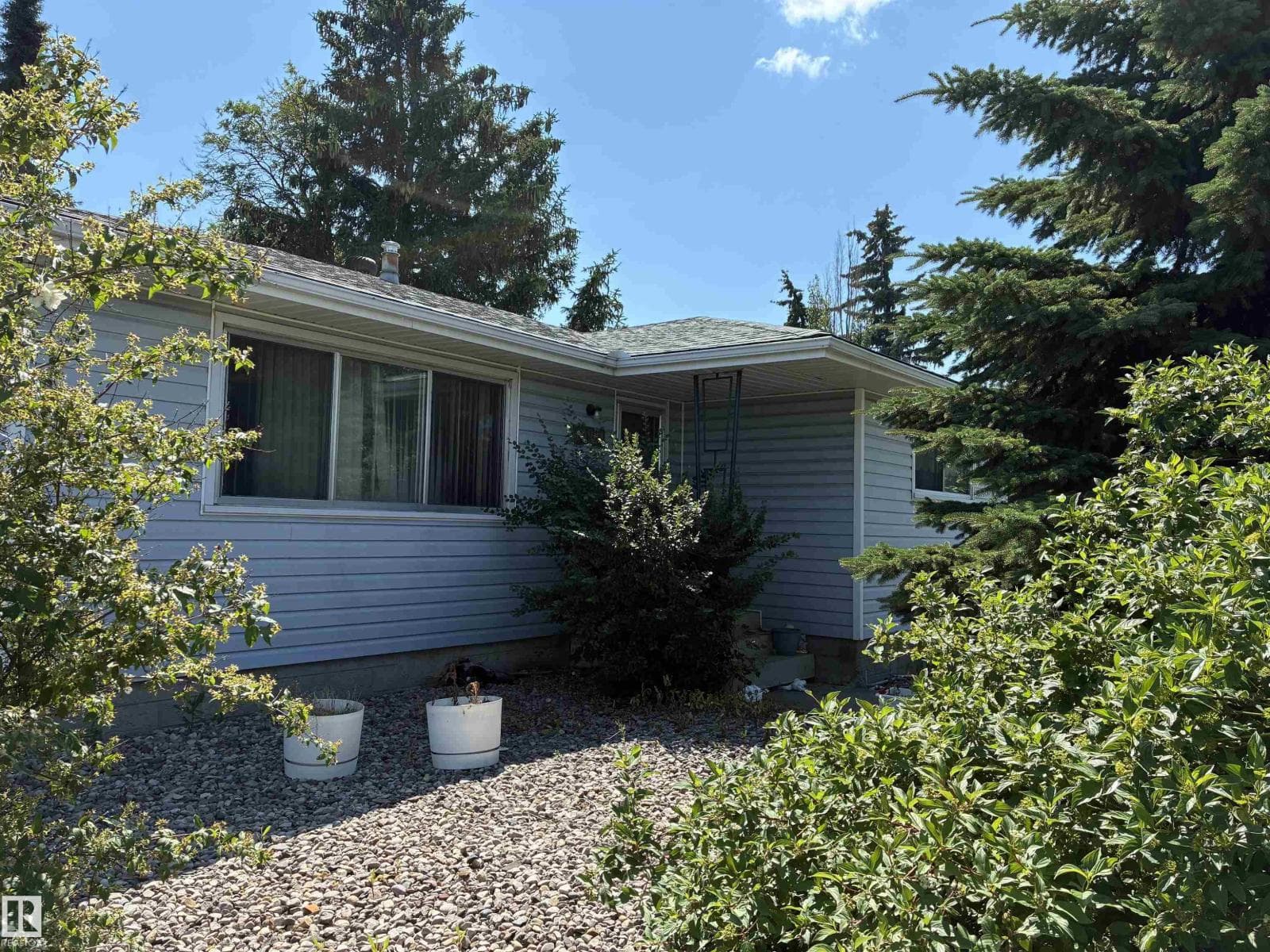 10931 134A AV NW