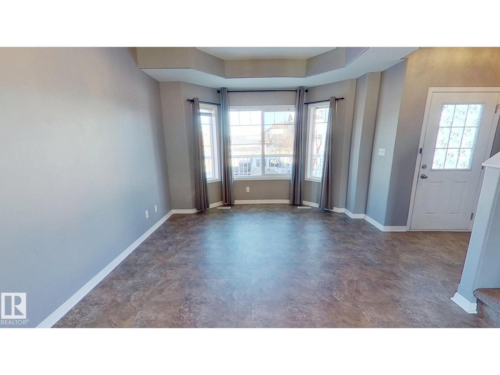 222 SCHUBERT ST — photo 5