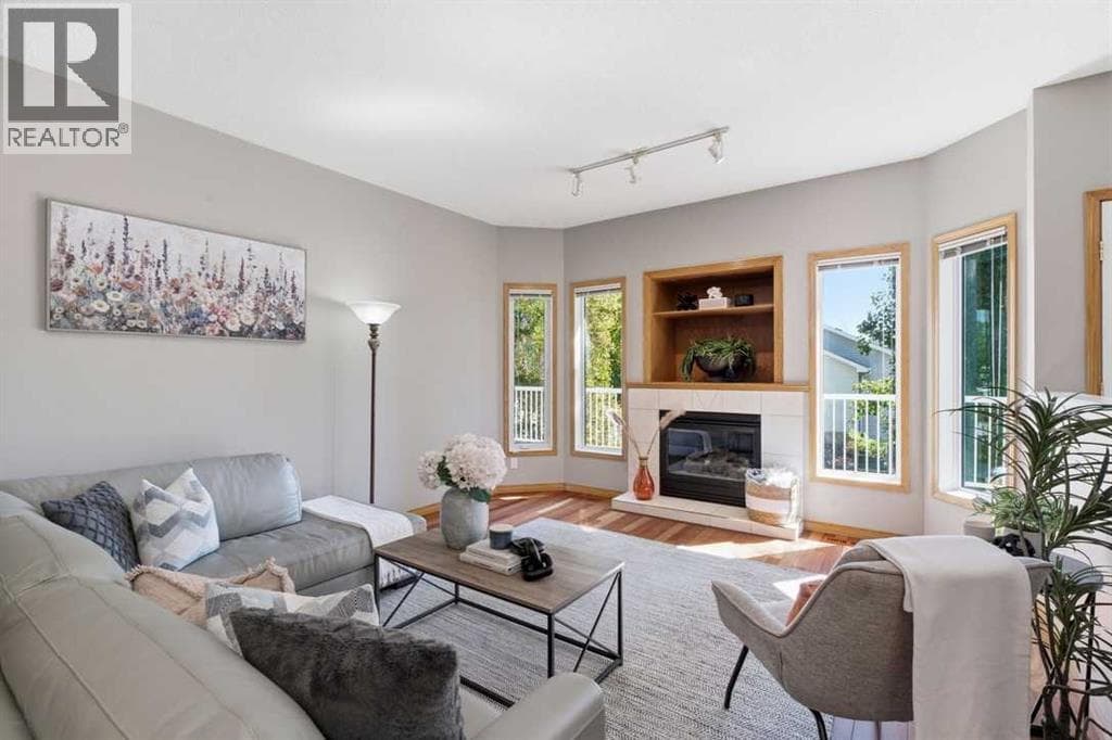 545 Rocky Ridge Bay NW — photo 5