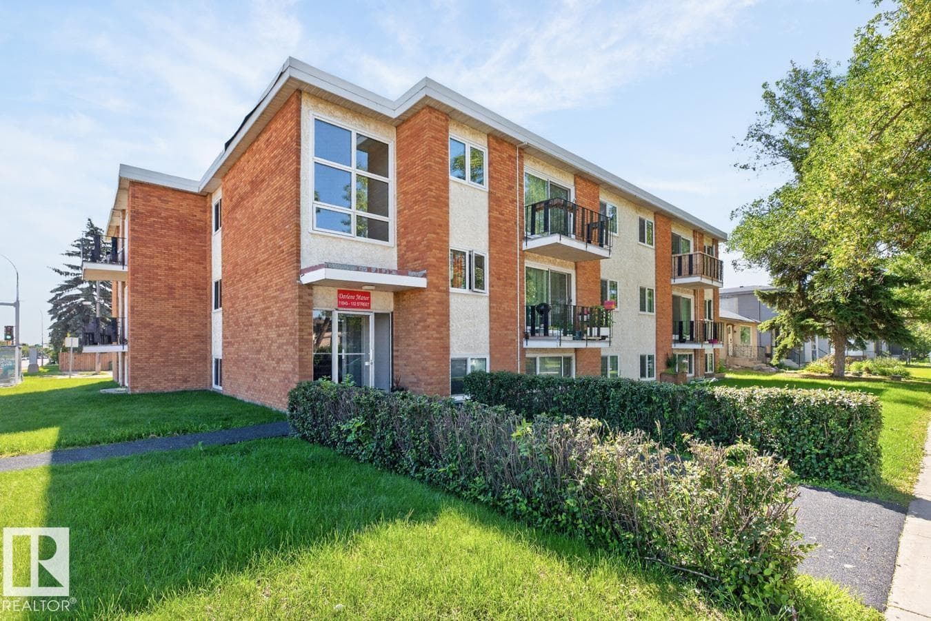 #302 11045 132 ST NW