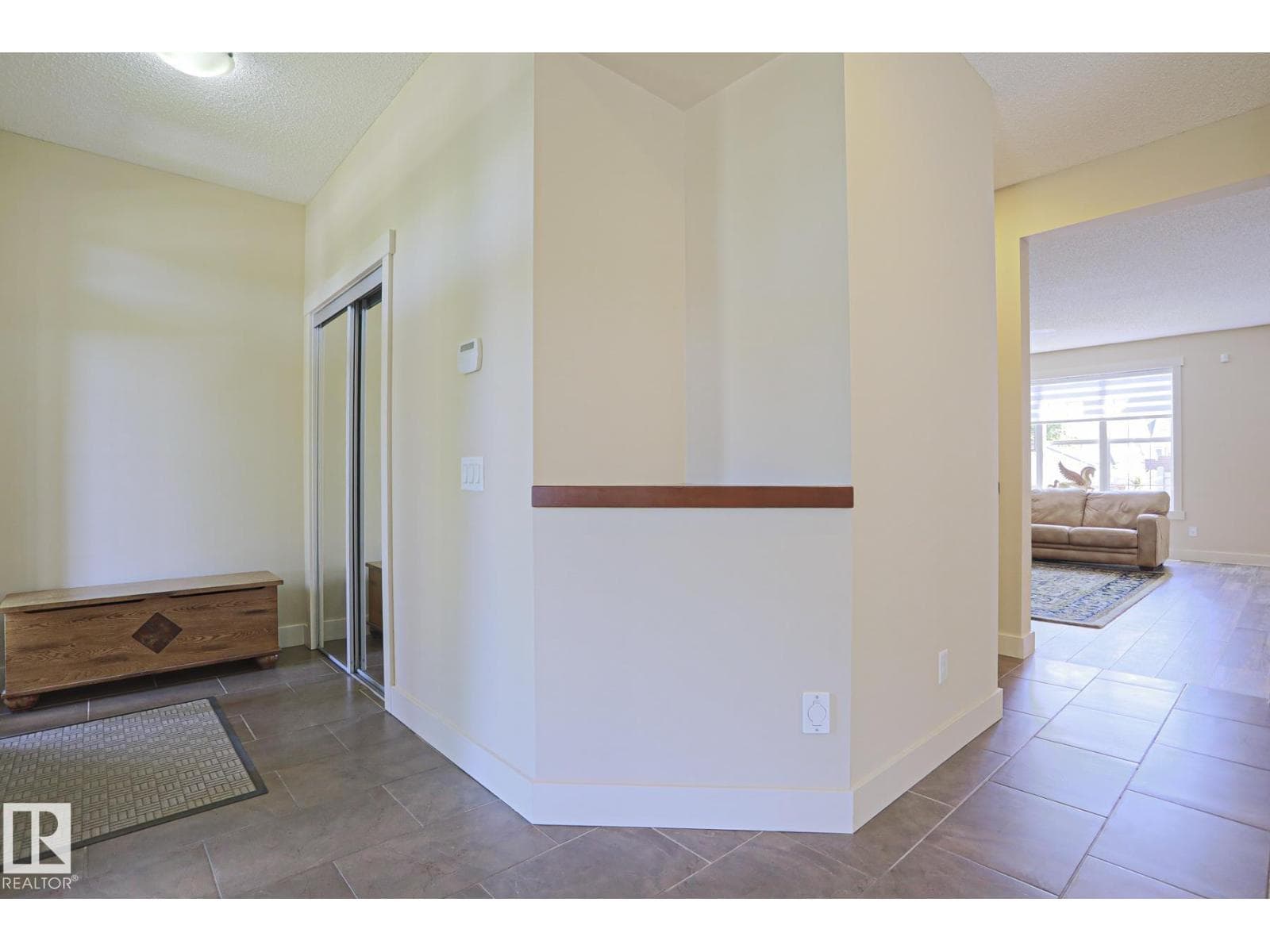 2529 PEGASUS BV NW — photo 2