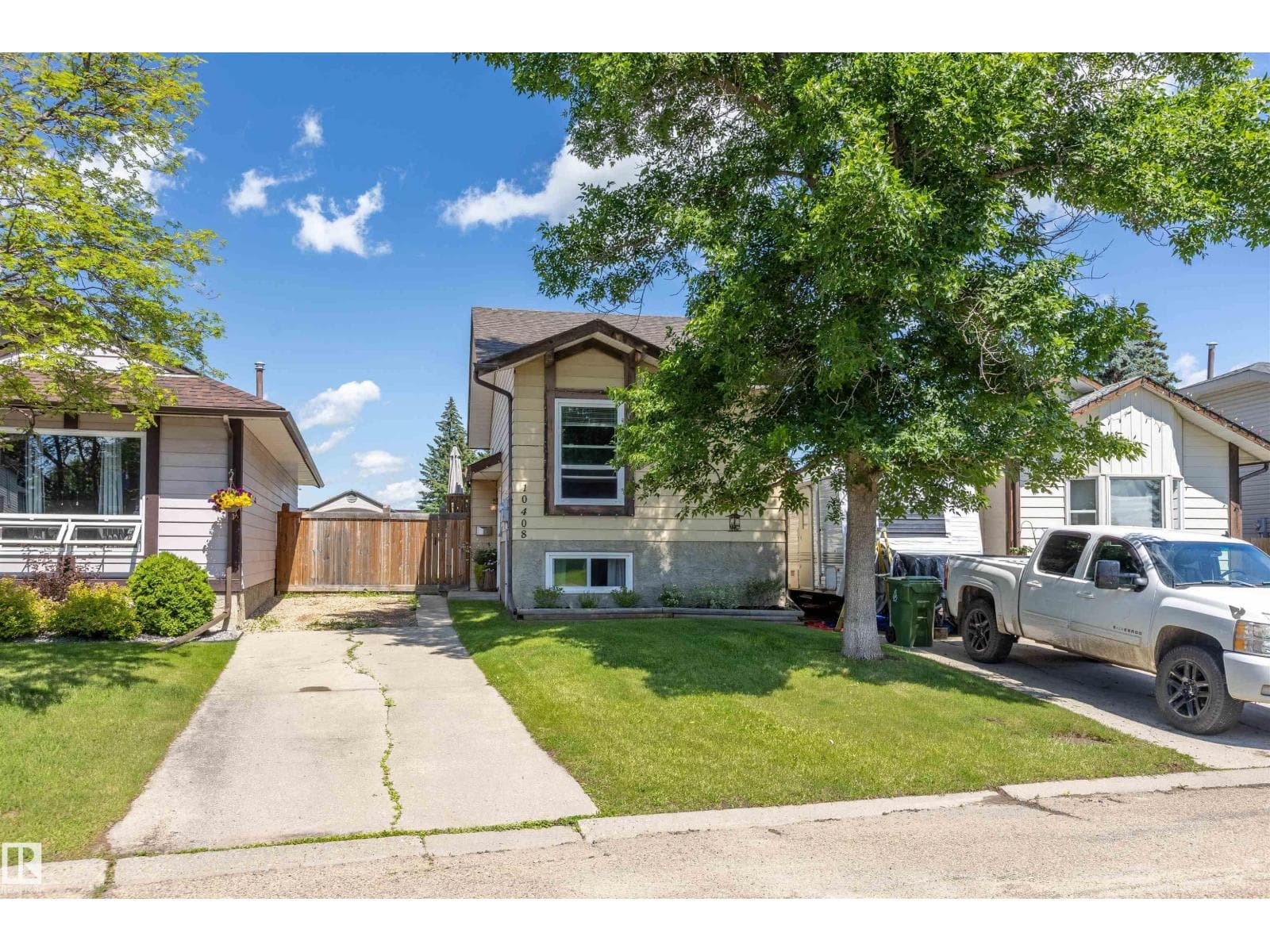 10408 98 AV — photo 2