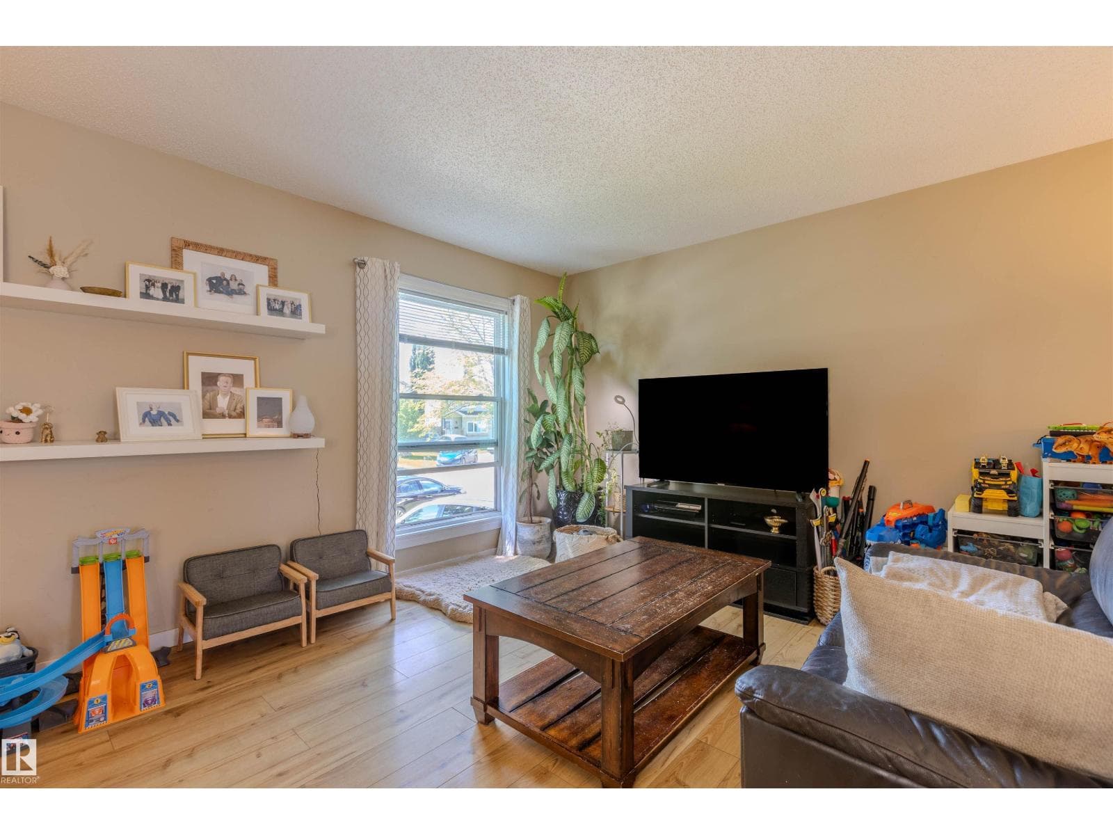 10408 98 AV — photo 5