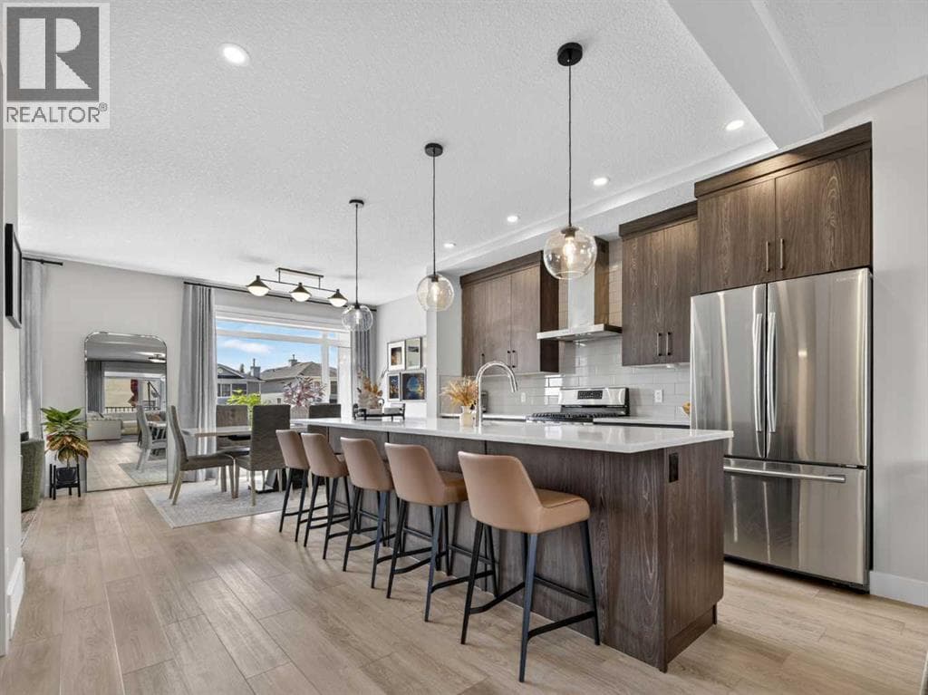 307 Royal Elm Road NW — photo 2