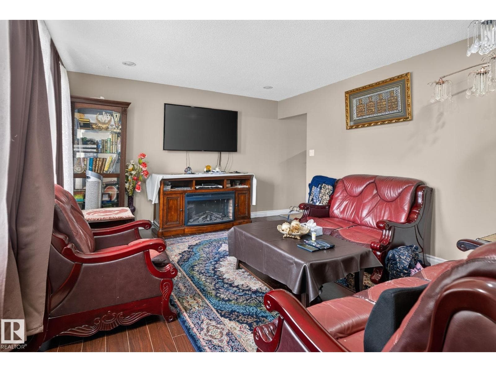 8614 and 8616 128 AV NW — photo 5