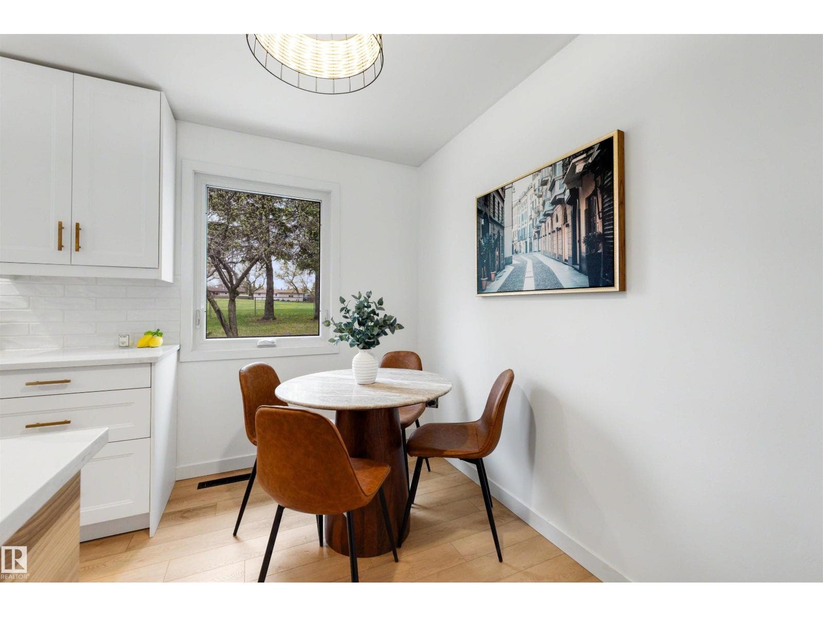 9 HUMMINGBIRD RD — photo 3
