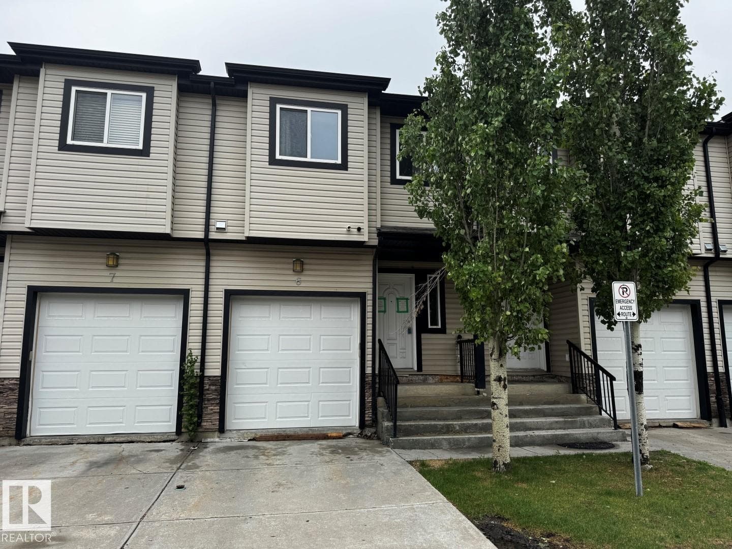 #6 1820 34 AV NW