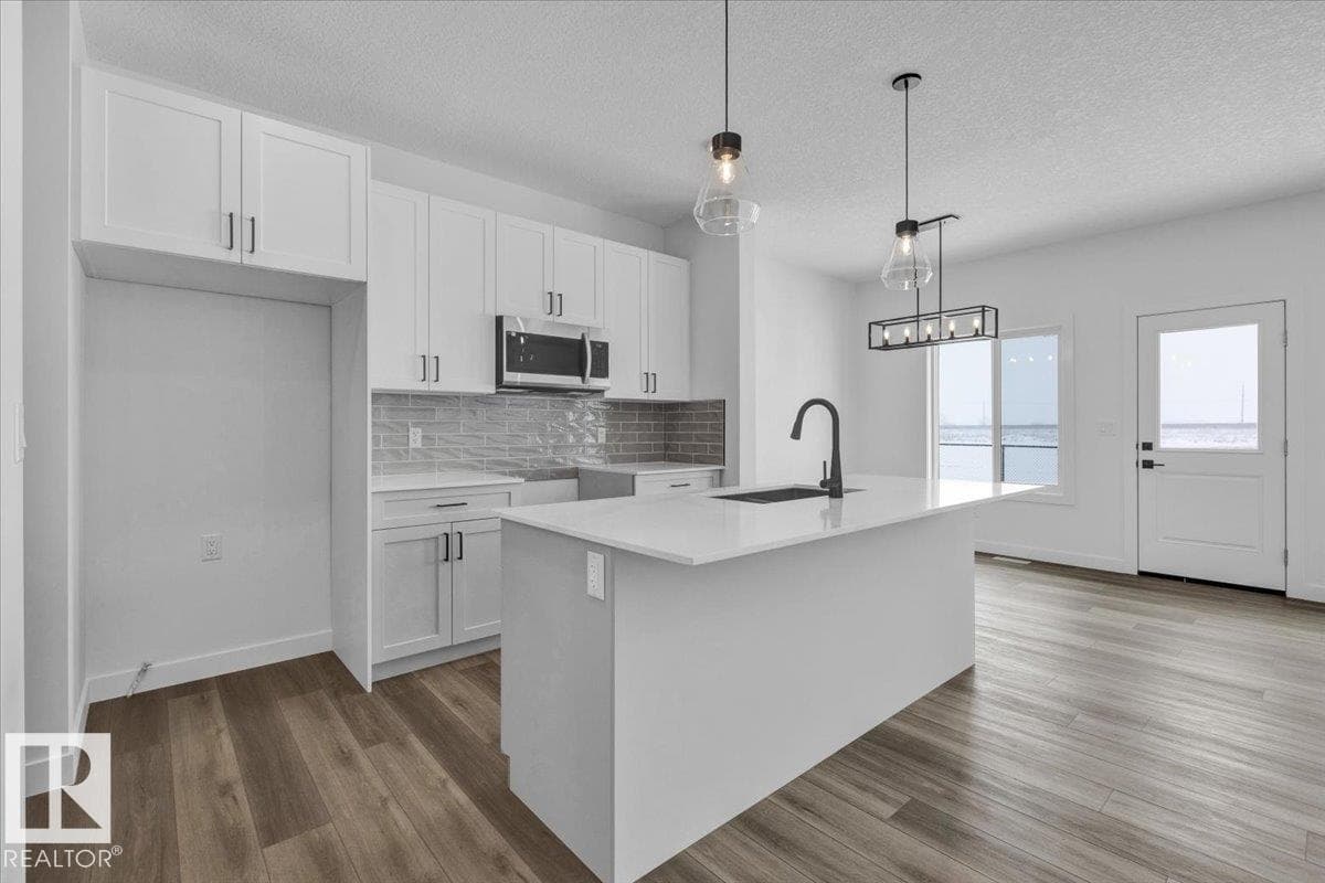 139 CALEDON CR — photo 5