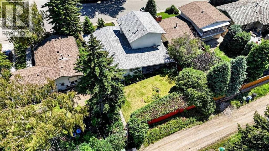 6403 Larkspur Way SW — photo 3