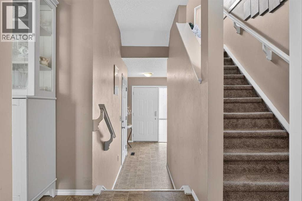 1204, 800 Yankee Valley Boulevard SE — photo 4