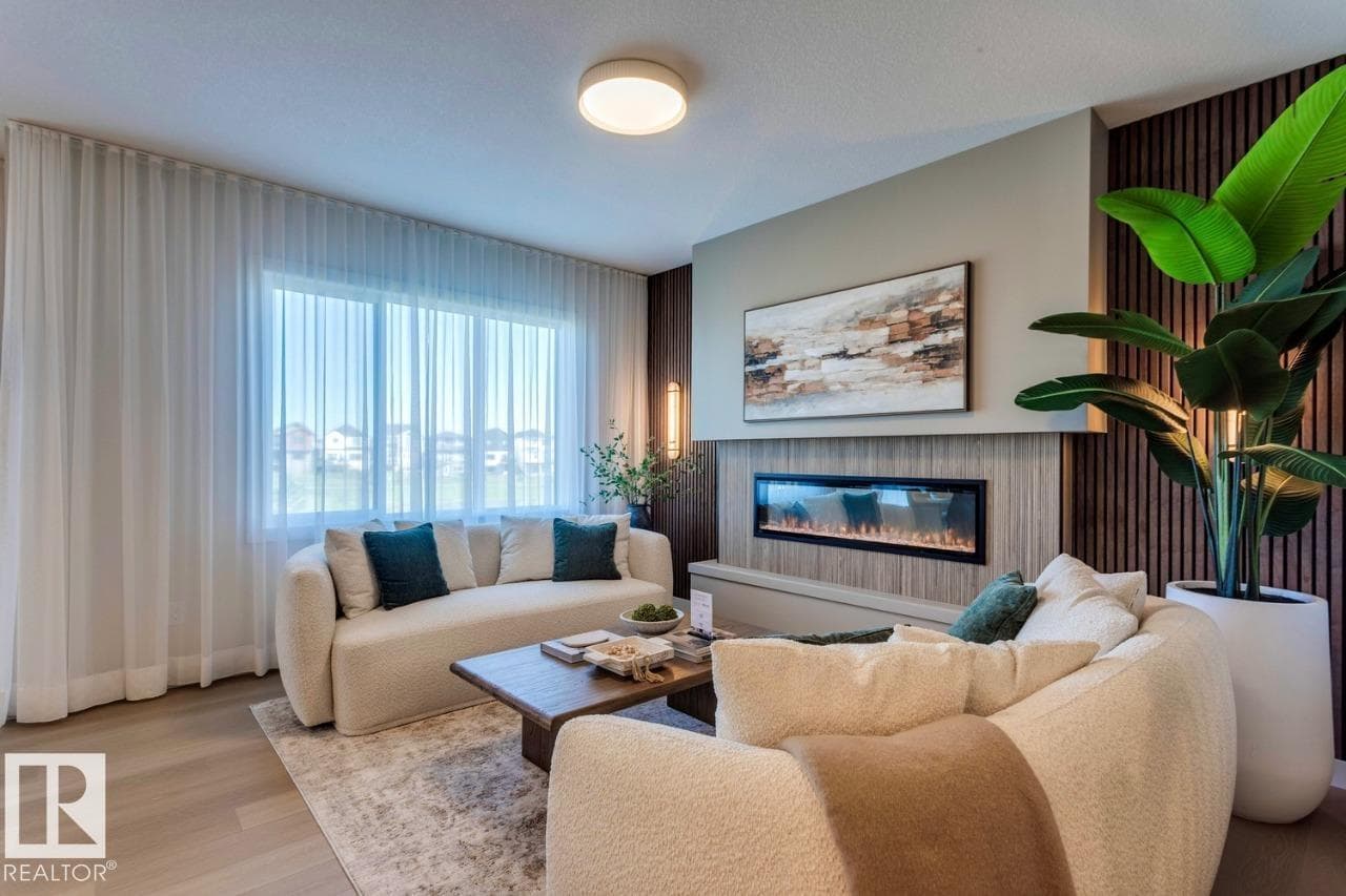 6311 30 AV SW