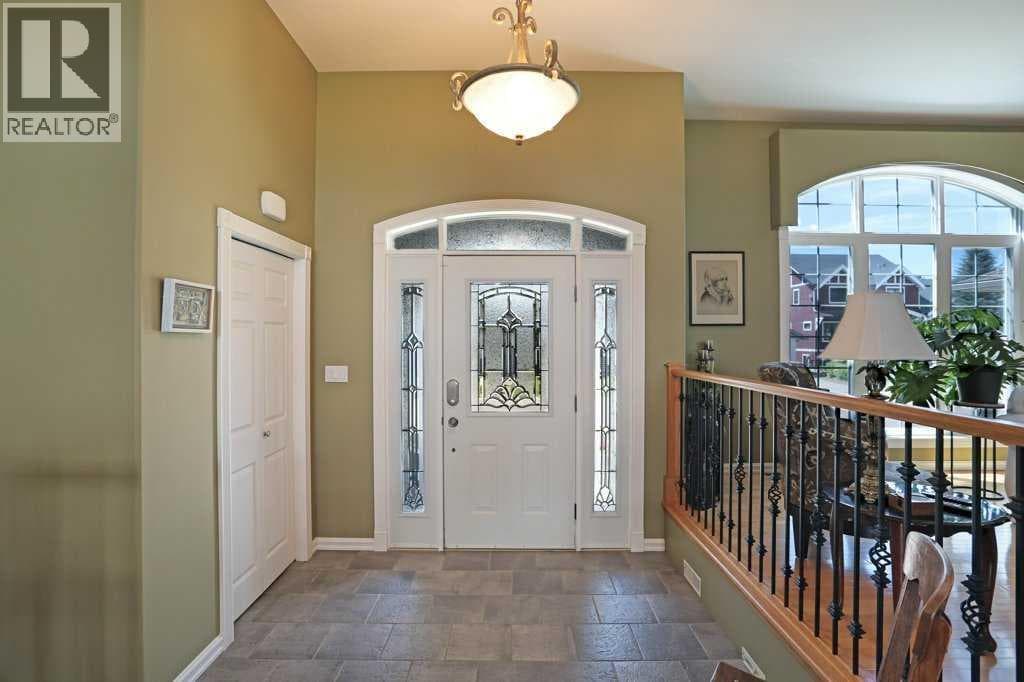 96 Greystone Close E — photo 5