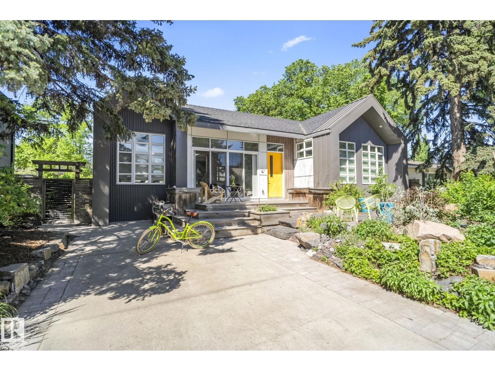 4 bed 4 bath single family at 7222 119 ST NW — $1,398,000