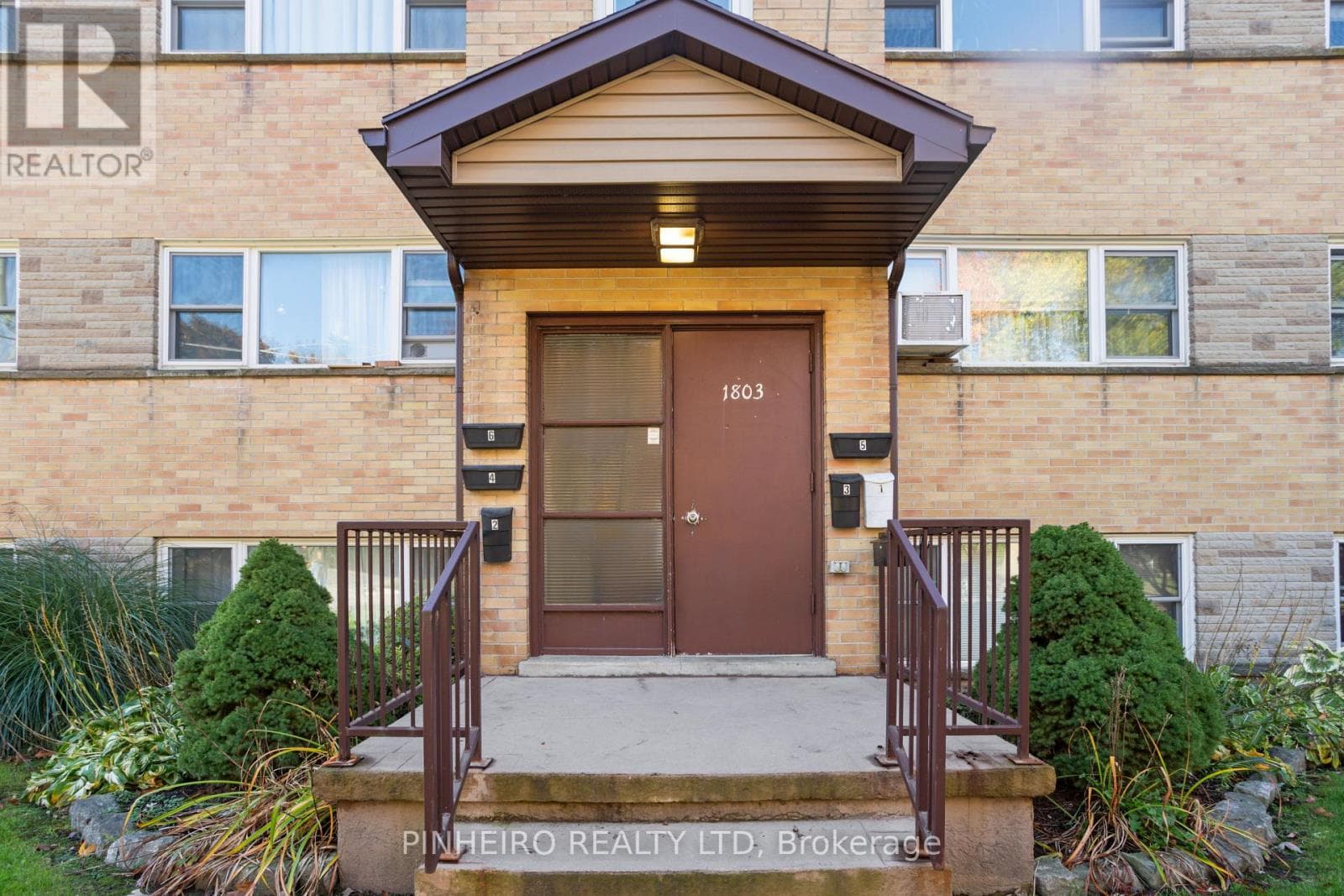 1803 PARK AVENUE photo 3