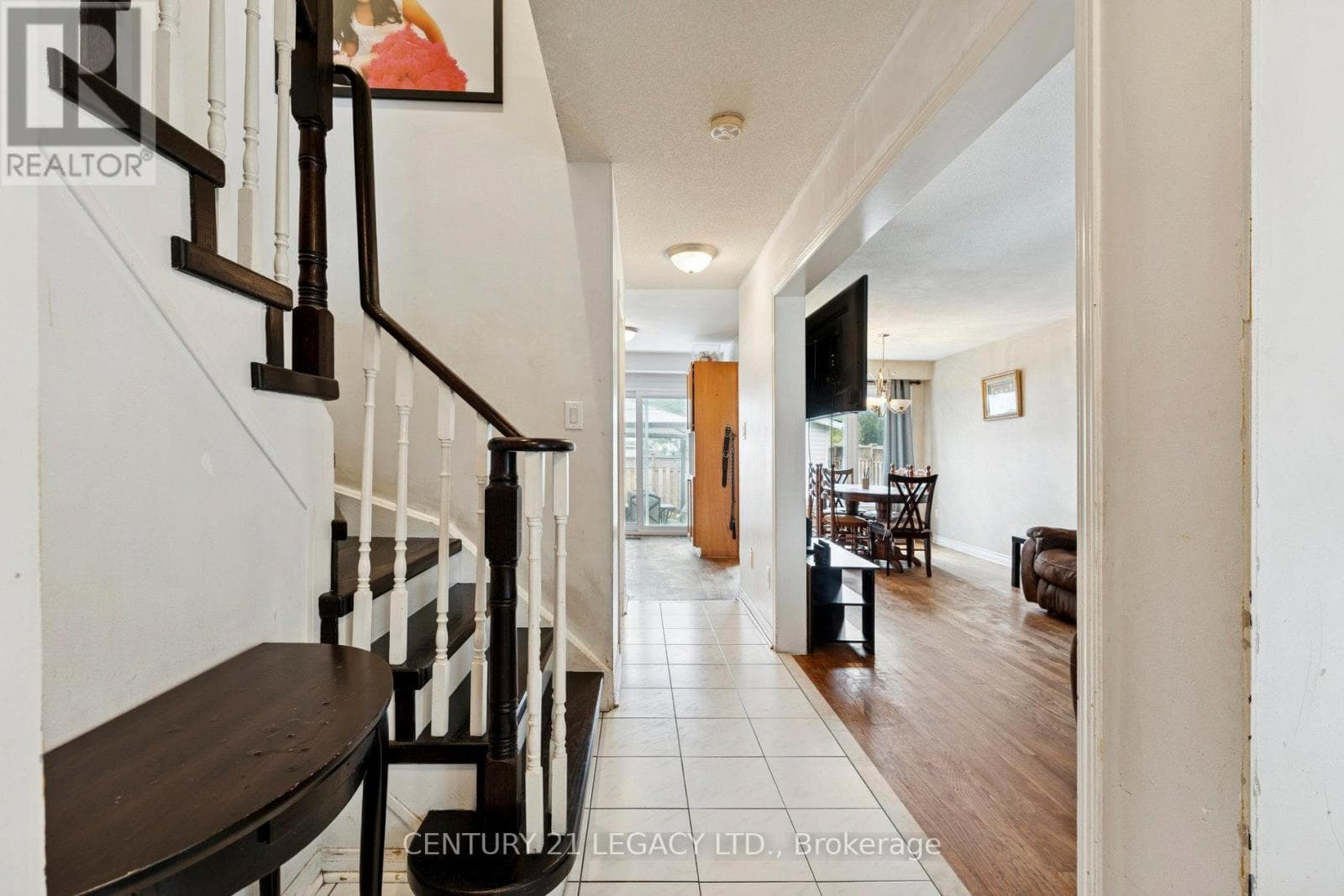 71 TOWNLEY CRESCENT photo 5