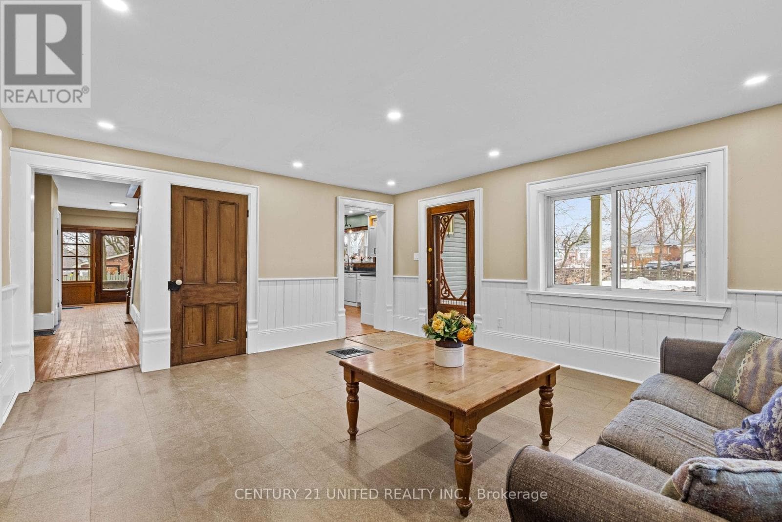2 MCLEAN AVENUE photo 5