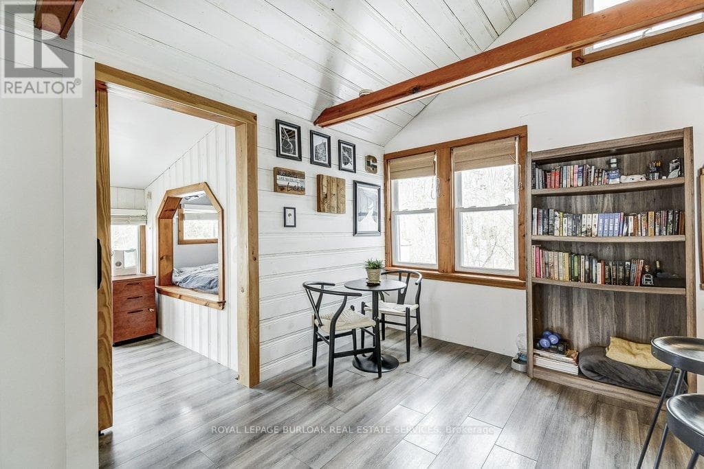 716 SANDY BAY ROAD photo 3