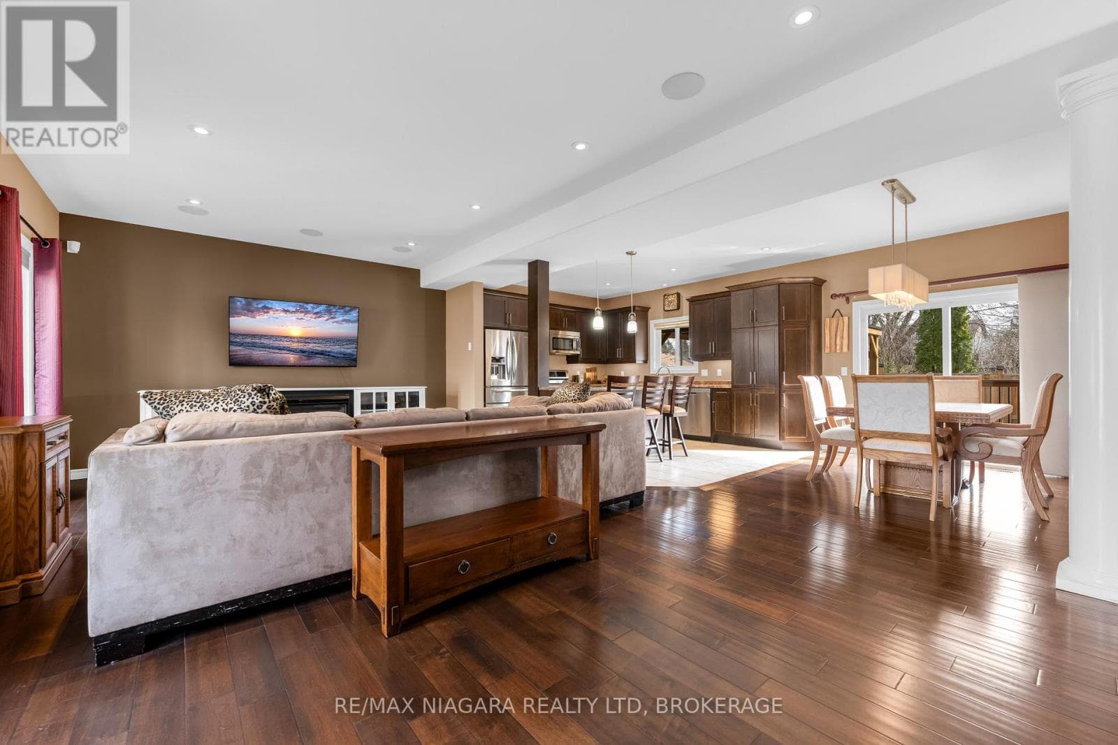 4750 BALDWIN AVENUE photo 4
